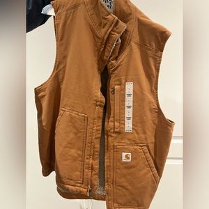 Carhartt men’s Sherpa lined vest size L